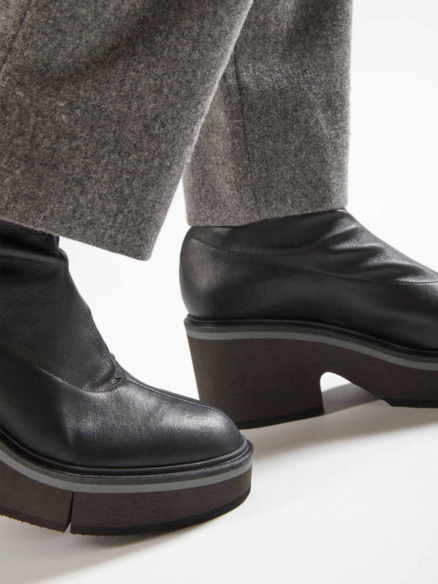 ALBANE, stretch black