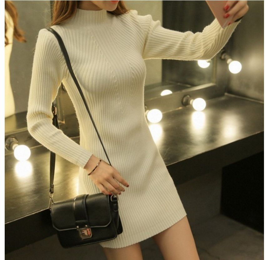 Adoree - Mini-jurk met lange mouwen en een mockneck, effen breisel