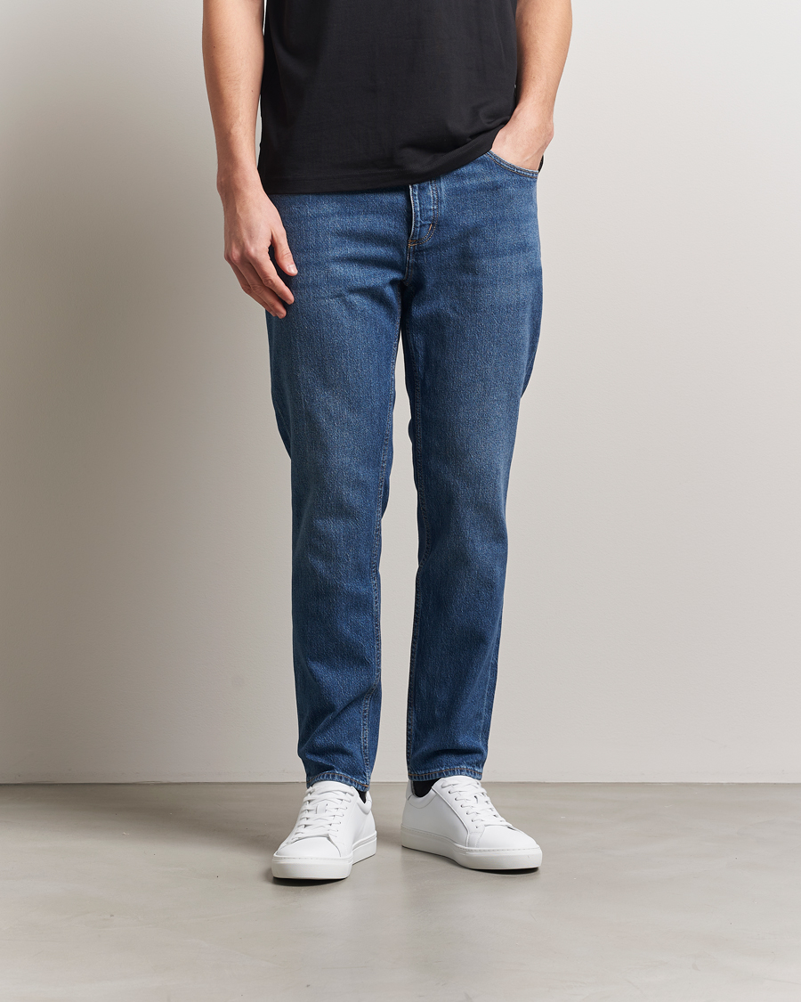 HUGO Brody Tapered Fit Jeans Medium Blue