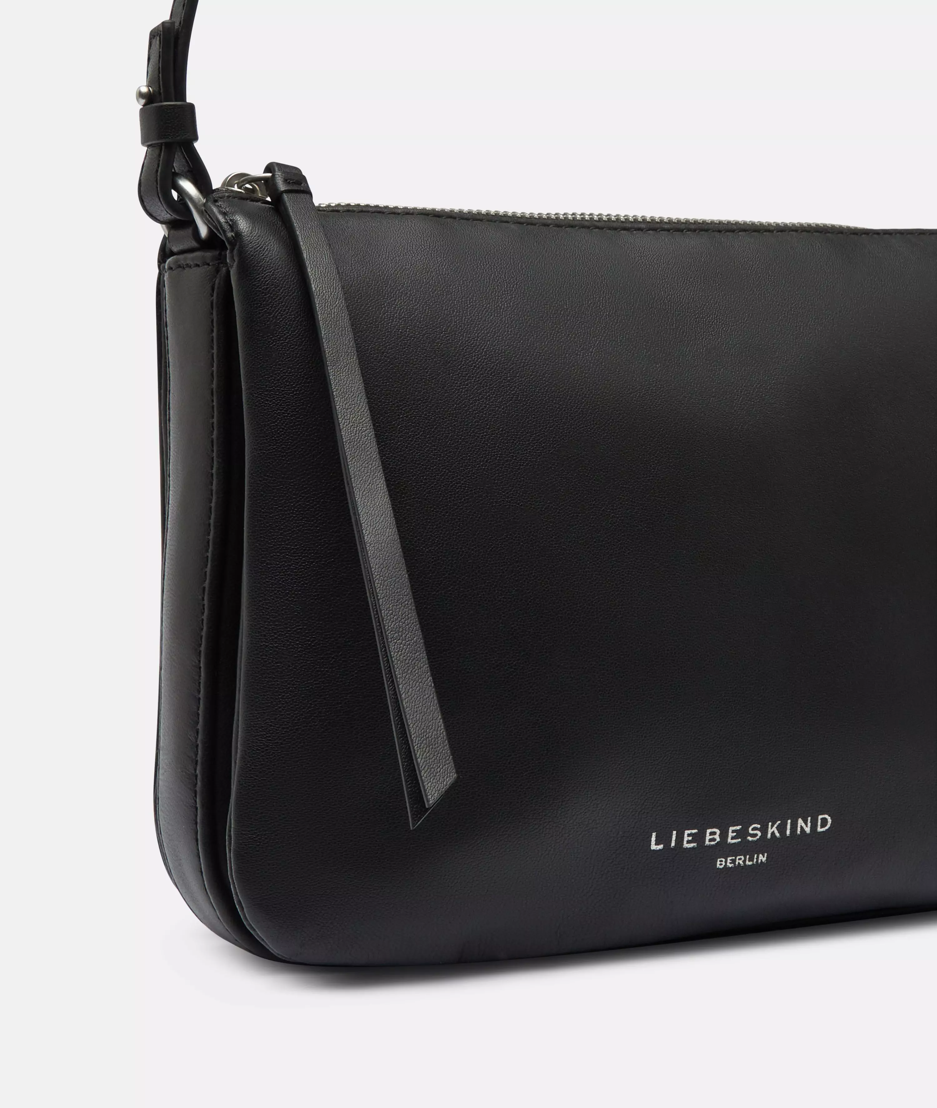 Crossbody Spacious shoulder bag made from soft sheepskin
