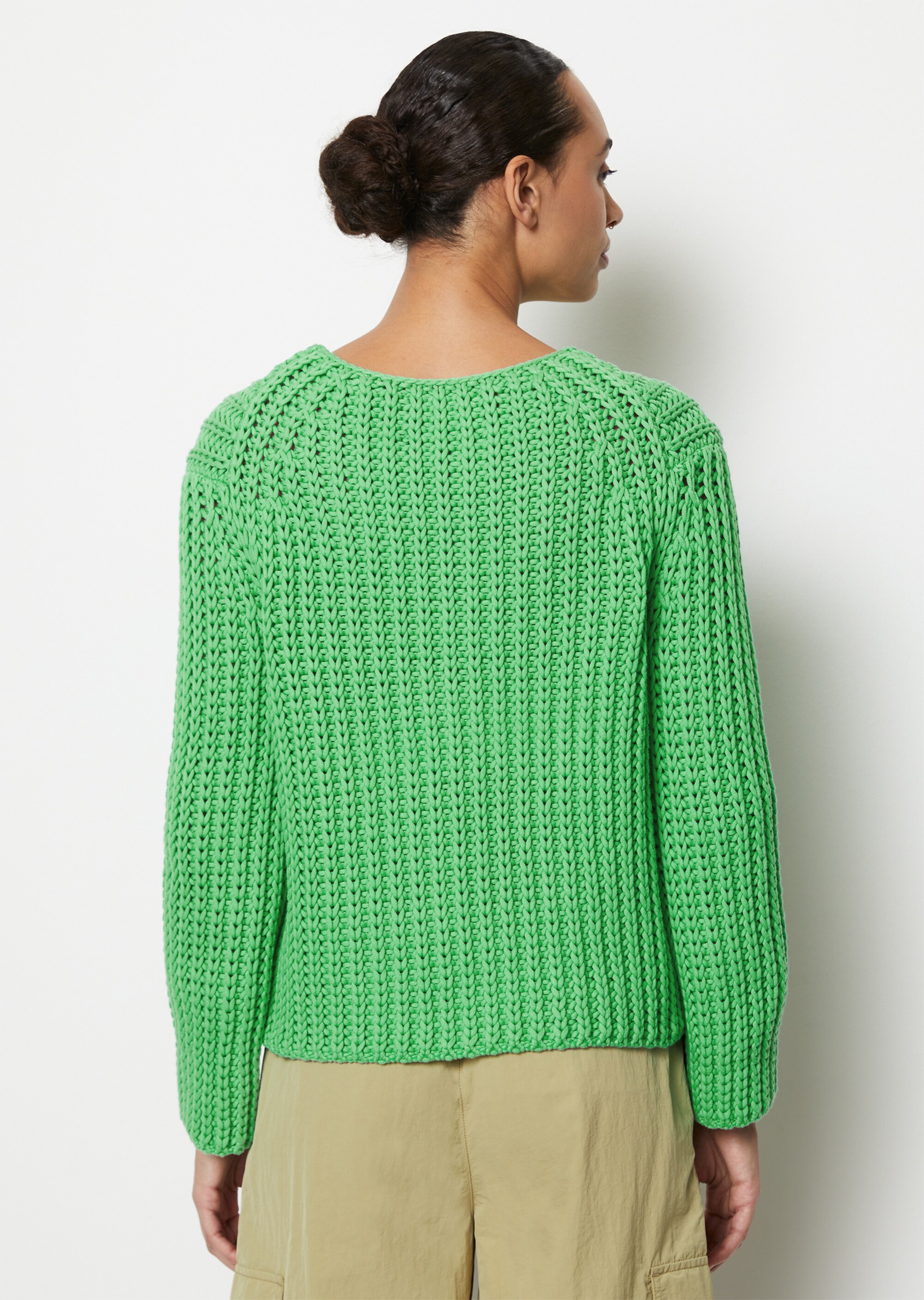Pullover looseaus Bändchengarn gestrickt