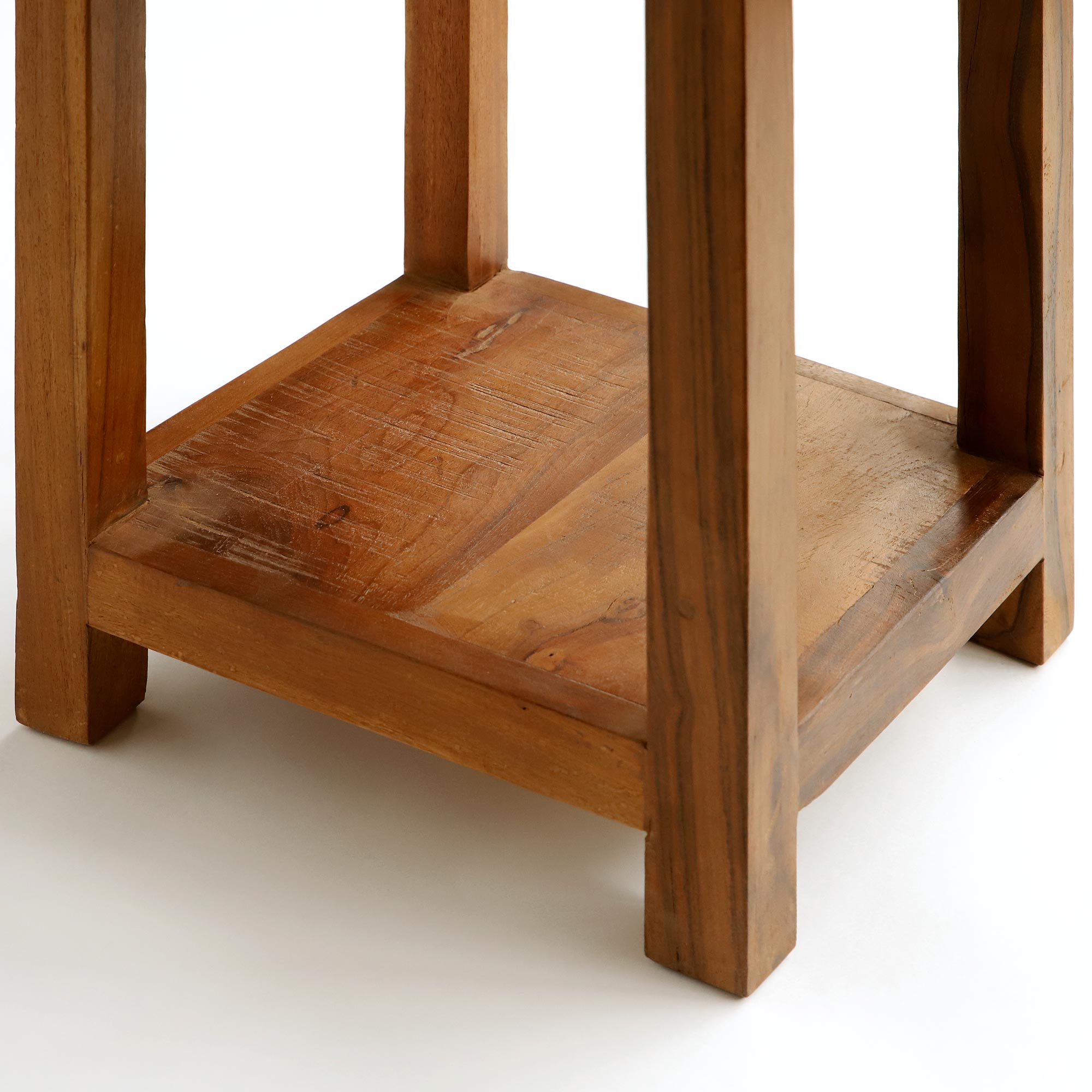 Beistelltisch 'Frehi', aus recyceltem Holz, H 76 cm, B 40 cm, L 40 cm von fischer's lagerhaus