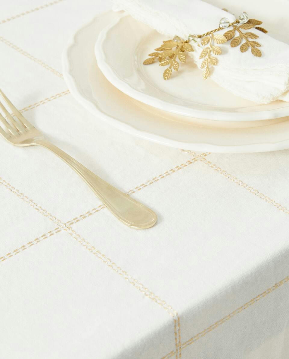 TOALHA DE MESA DE LINHO COM CORRENTE DE NATAL