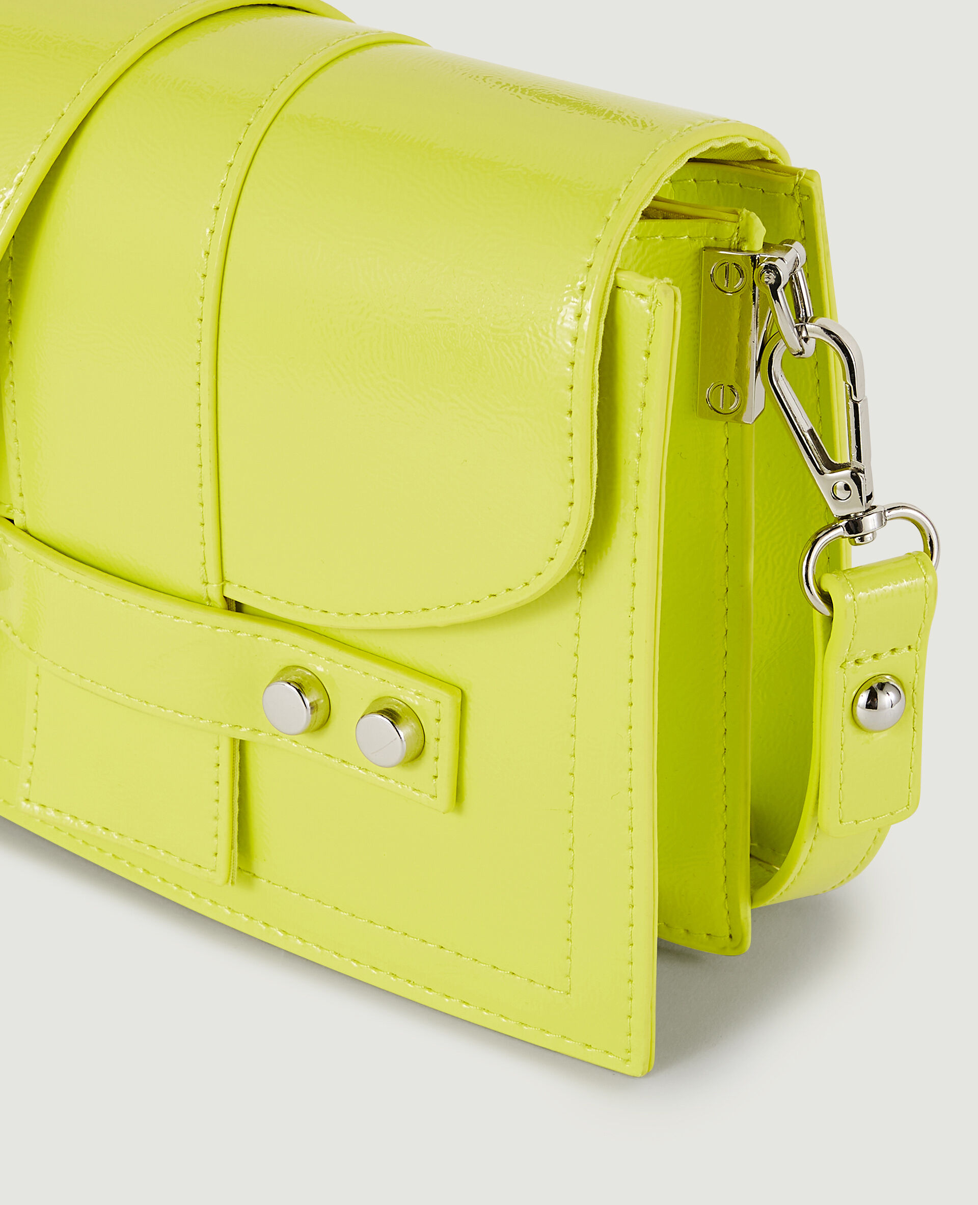 Sac boxy avec clous - Vert anis