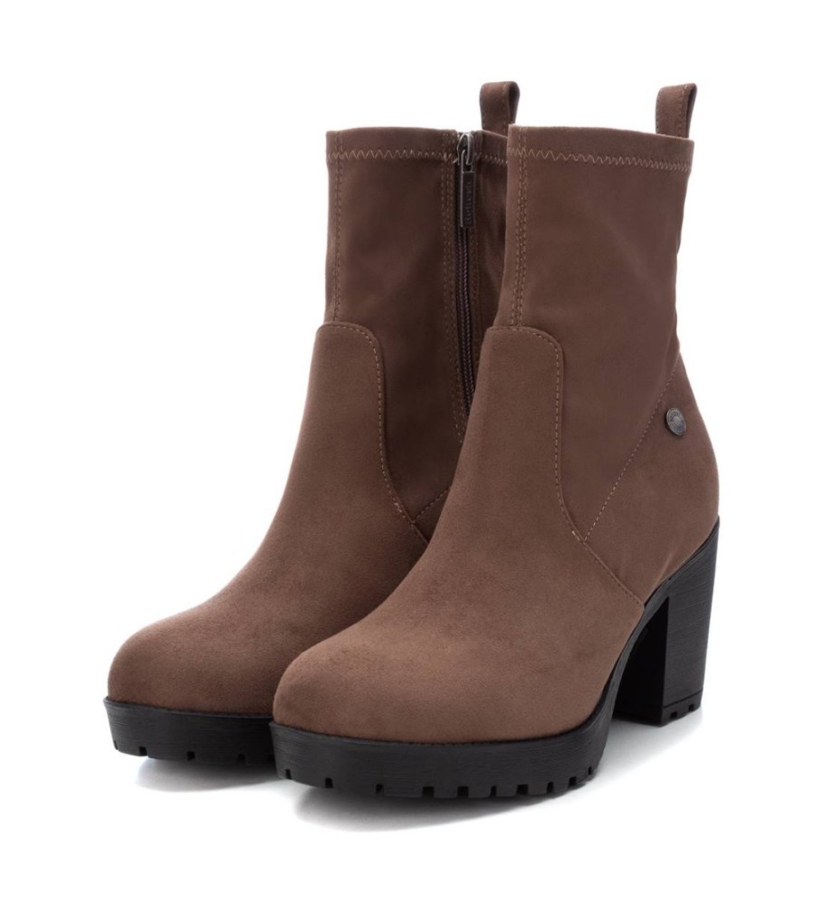 Botas de cano curto Refresh 171459 Marrom - Altura do salto: 8 cm -