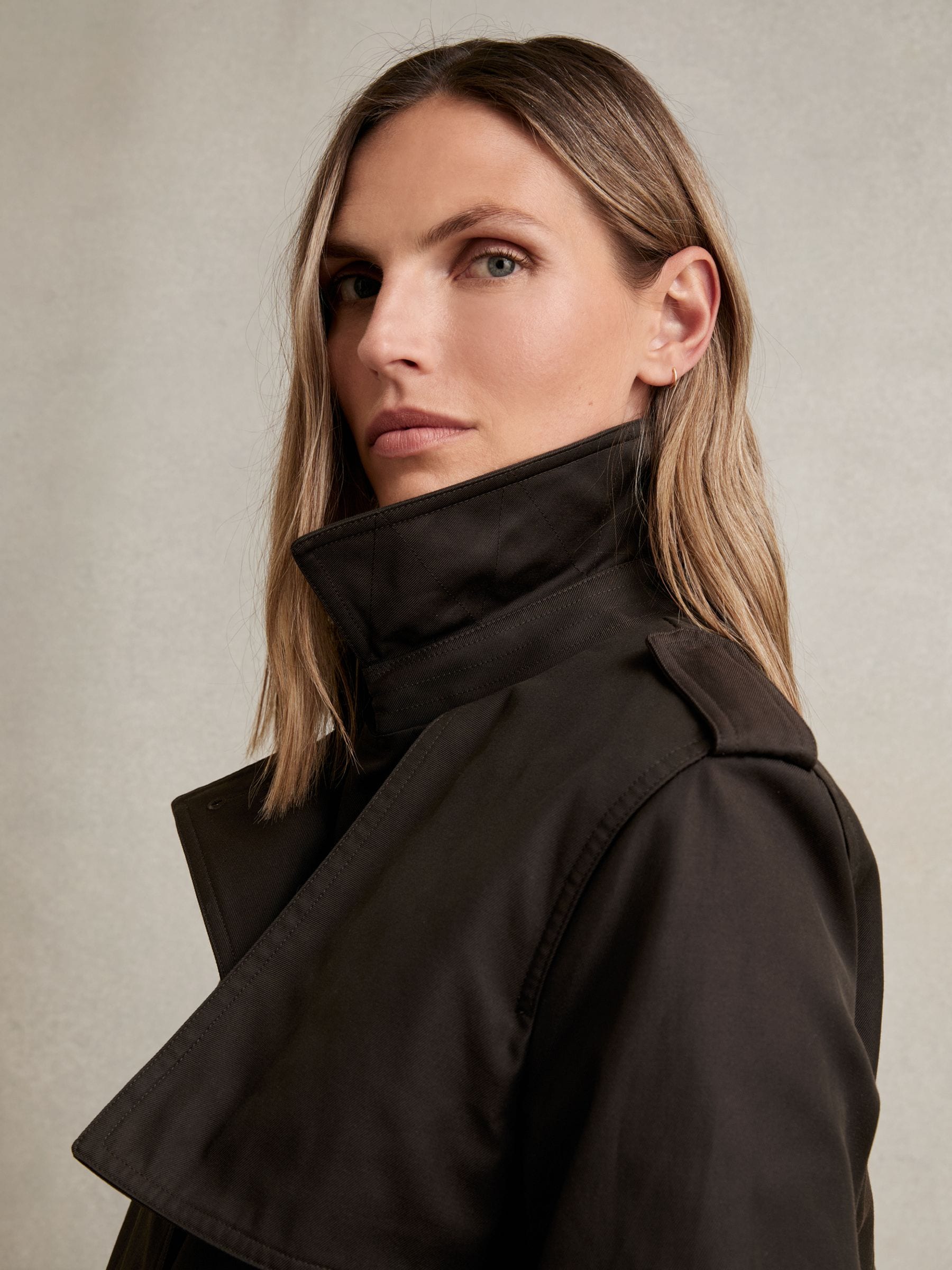 Chocoladebruin - Reiss trenchcoat Double breasted Met capuchon