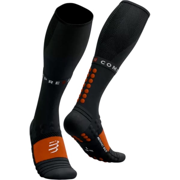 Chaussette compression COMPRESSPORT FULL SOCKS WINTER RUN BLACK/HIGH RISK RED