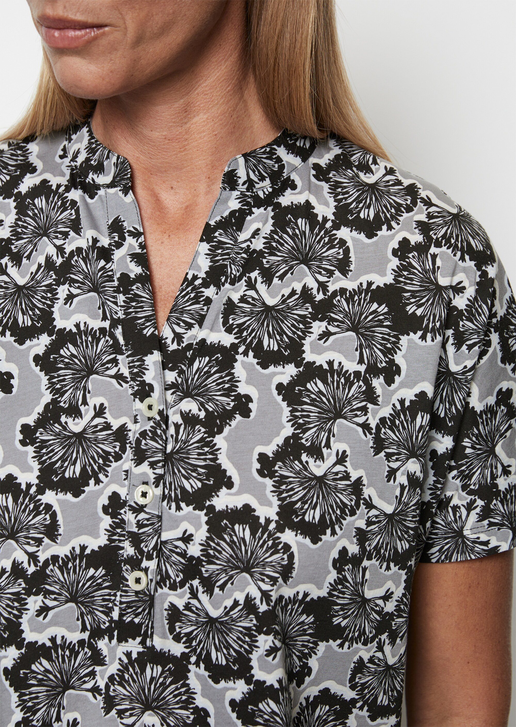 Kurzarm-Jersey-Bluse relaxedaus bedrucktem Single Jersey