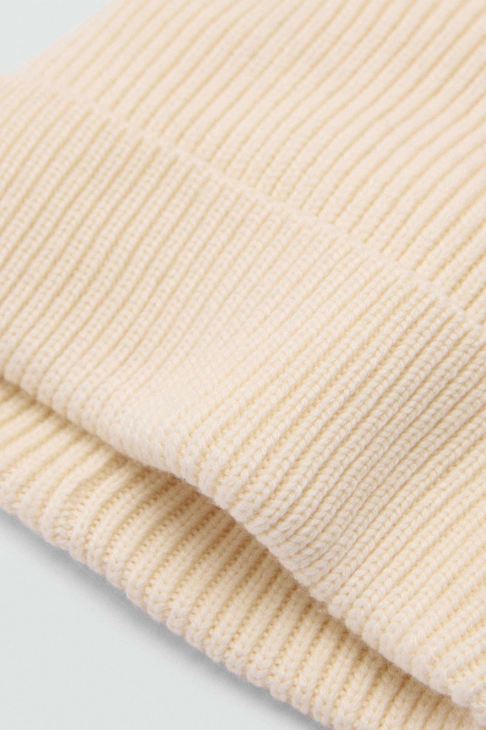 Mango Man muts beige