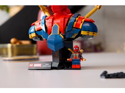 LEGO Iron Spider-Man buste (76326)
