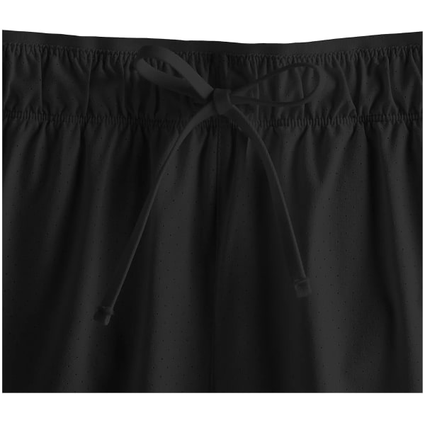 Short trail NEW BALANCE RC SHORT 5 IN M BLACK