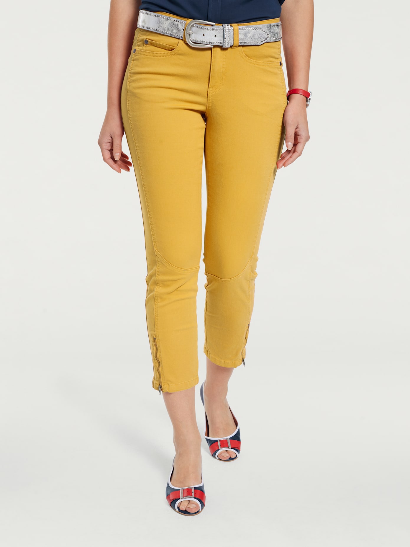 Pantalon effet ventre plat coupe skinny