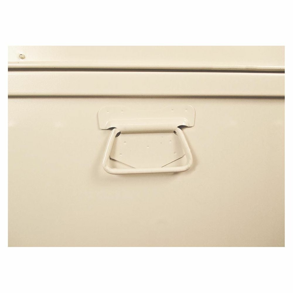 Malle métallique blanc perle avec poignée polyuréthane 160 litres