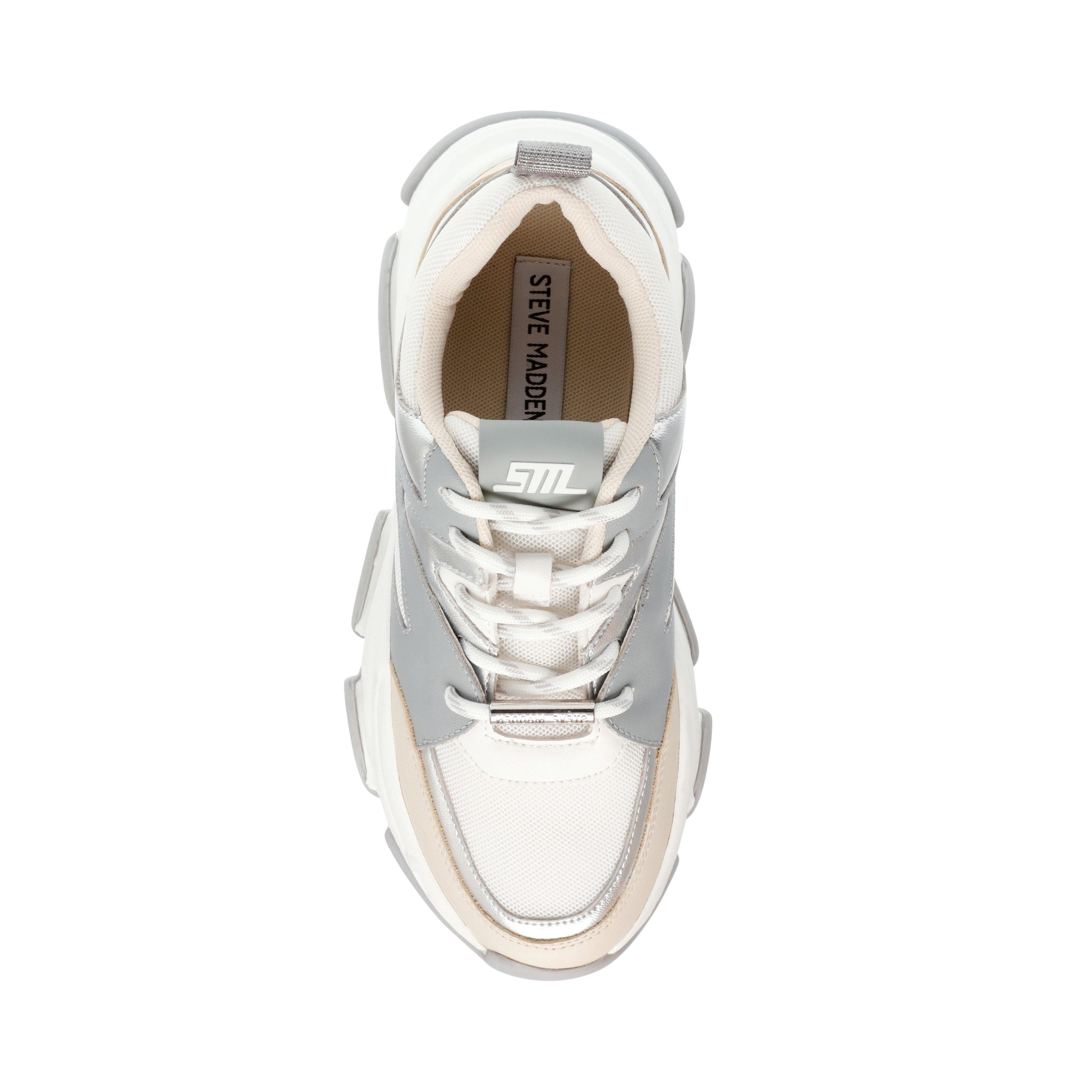 Steve Madden Progressive E Trainers