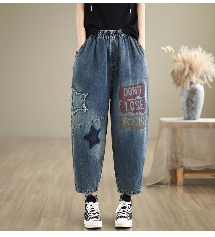 Shinobu - Elastische taille met lettersprint, sterrenapplicatie en gewassen cropped baggy jeans