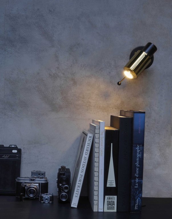 DCW éditions Biny Spot wandlamp goud, armatuur mat zwart