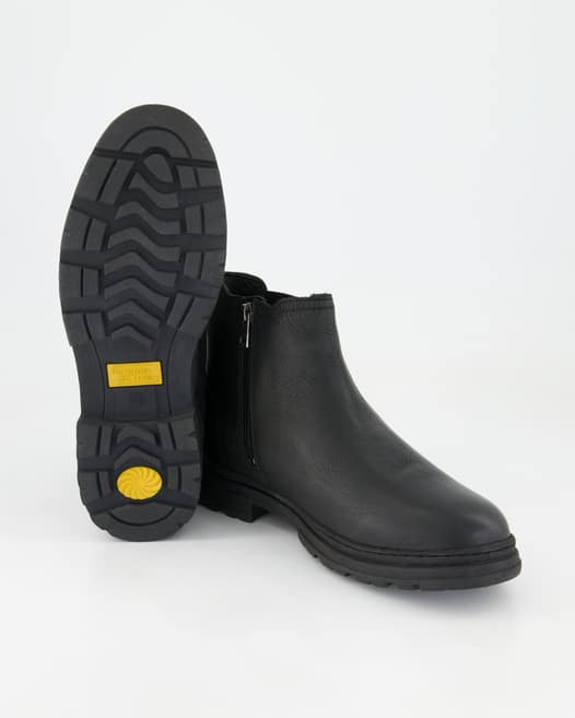 Camel Active 53KTA04-400-100 Chelsea Boots in Schwarz