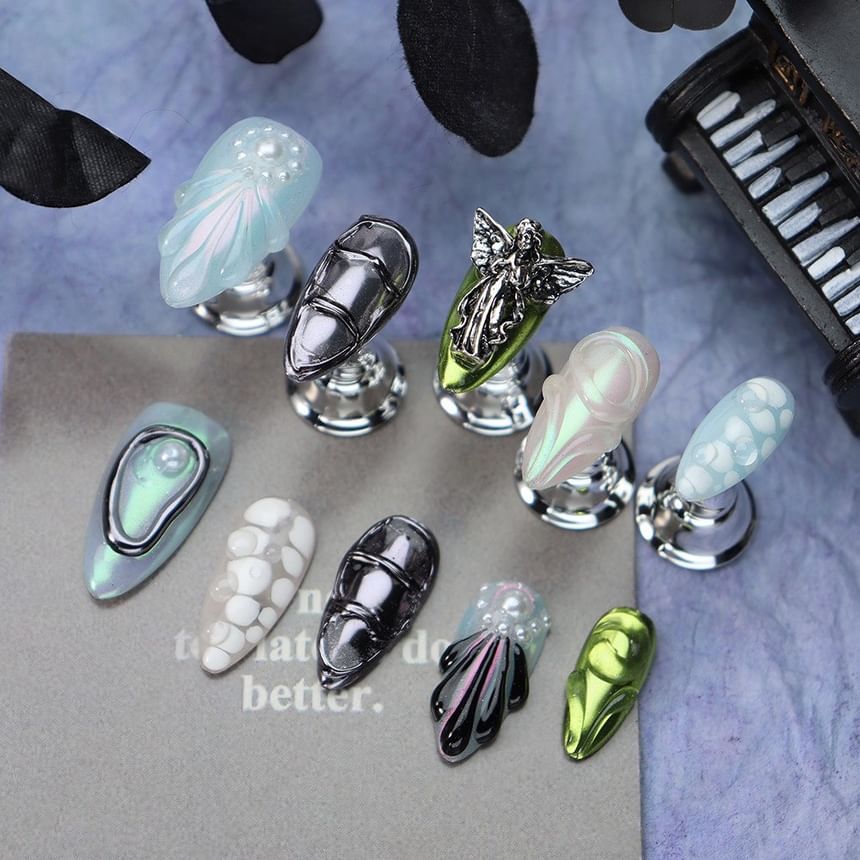 gracienorm - Angel Metallic Almond Press On Nail