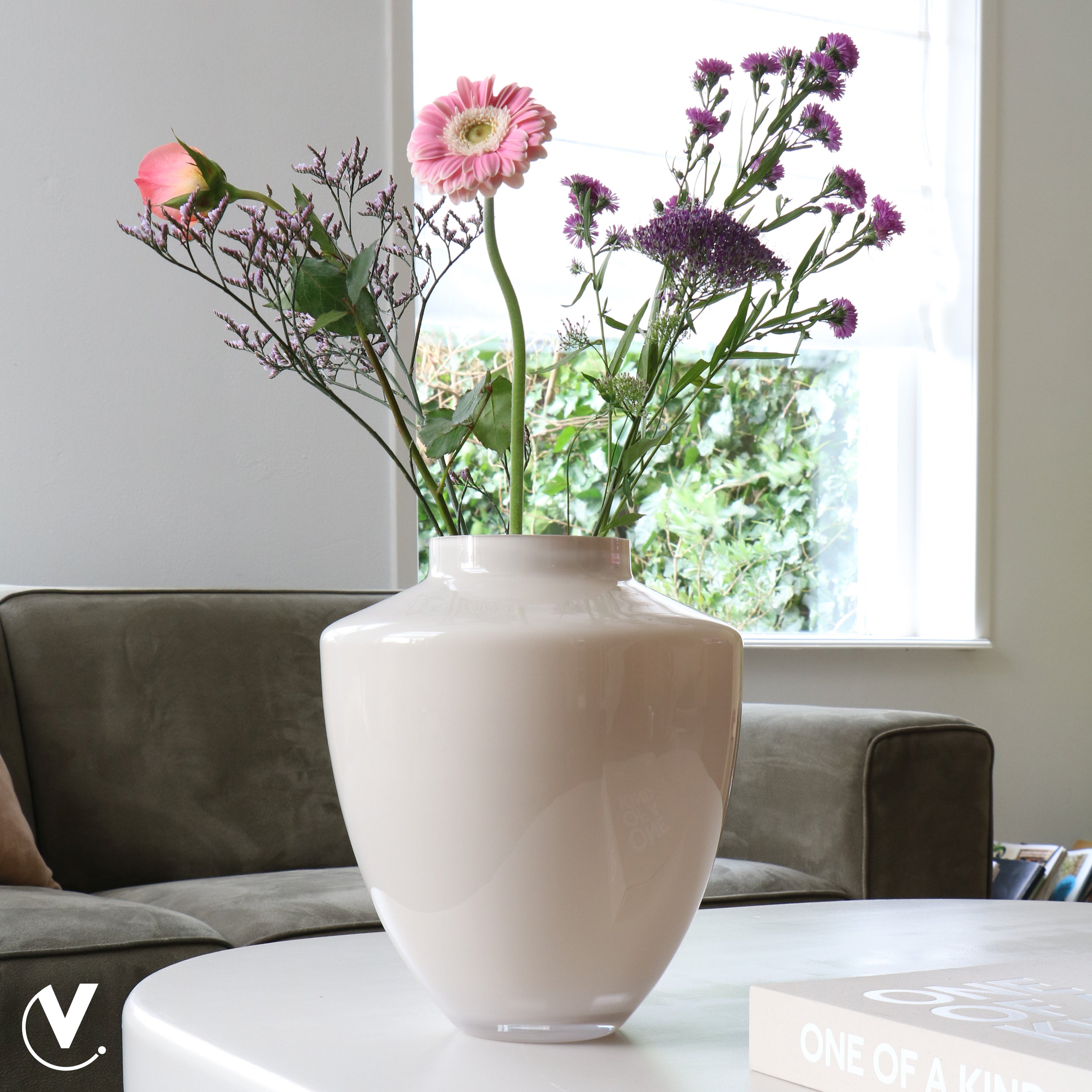 Vase The World - Tugela S ivory Ã24,5 x H29 cm