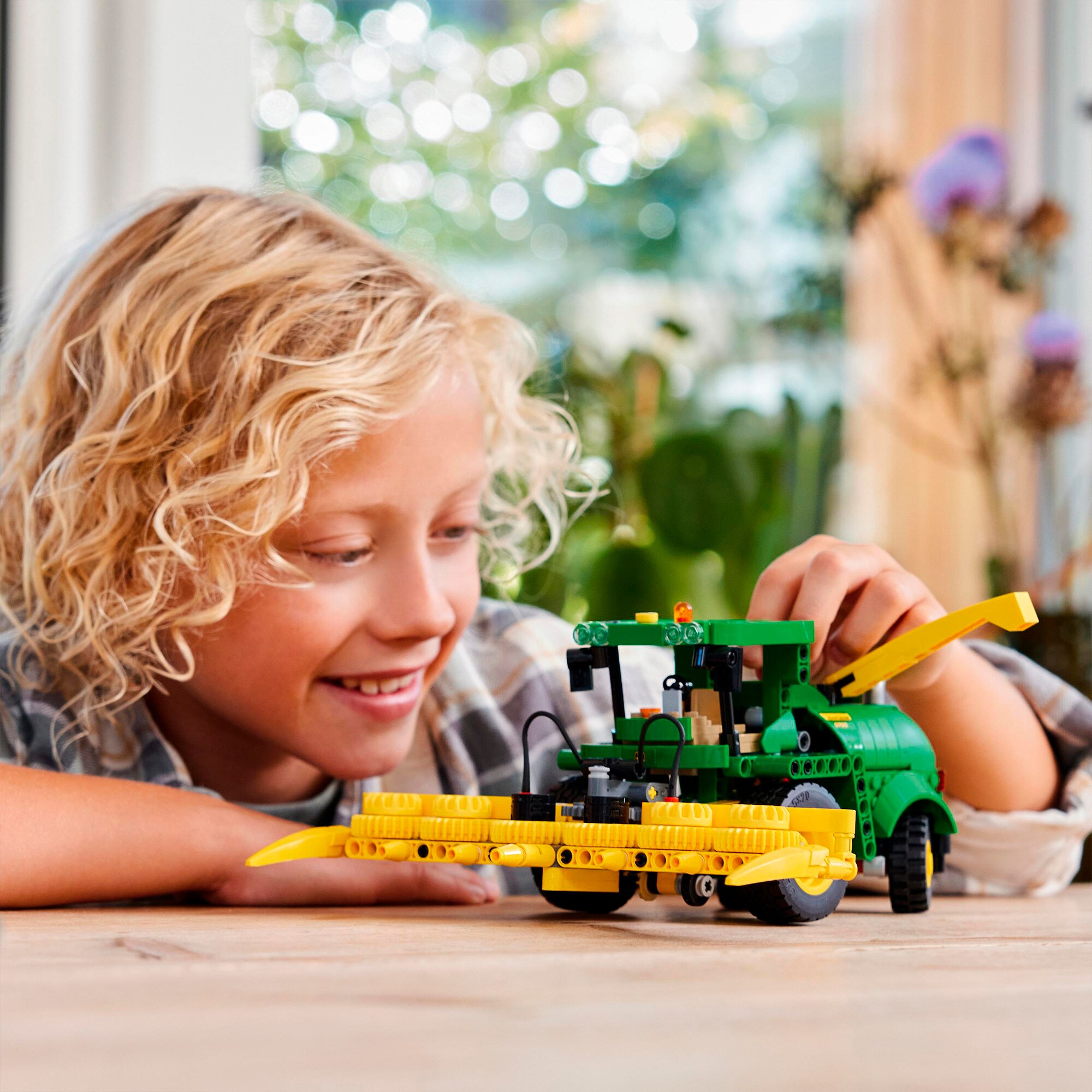 LEGO Konstruktionsspielzeug Technic John Deere 9700 Forage Harvester