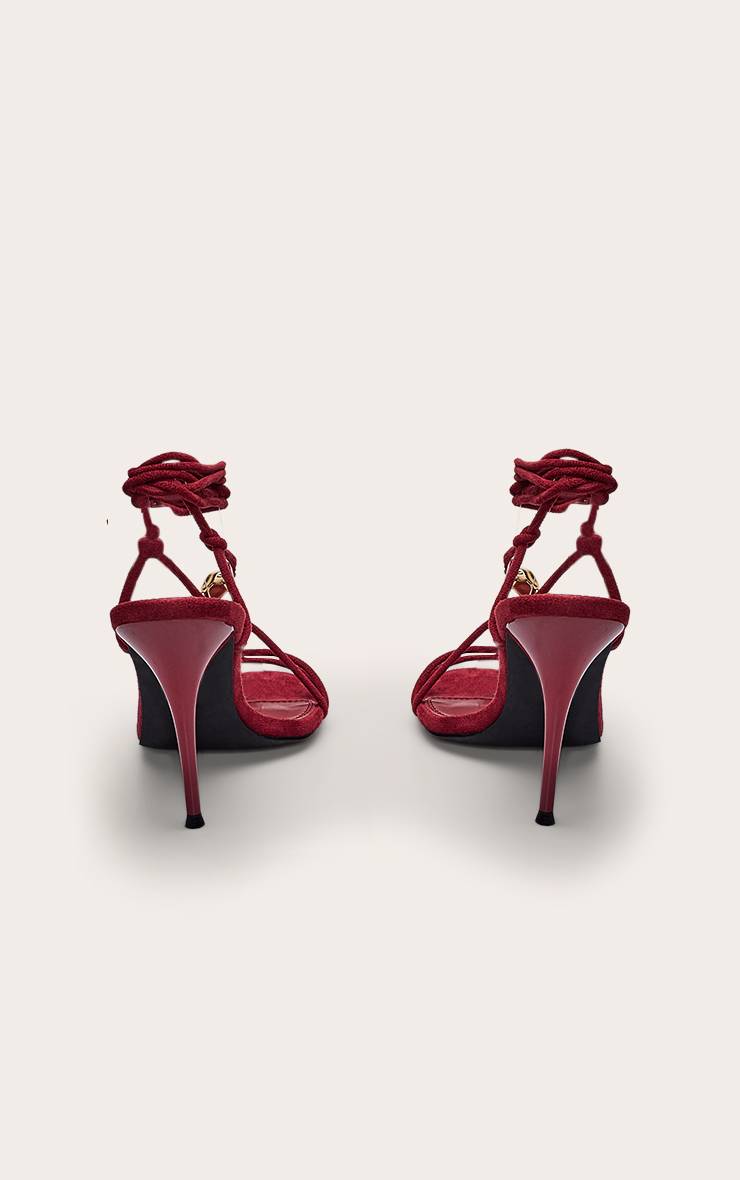 Rouge Sandales À Talons Aiguilles À Brides En Synthétique Brûlée Avec Finitions Dorées