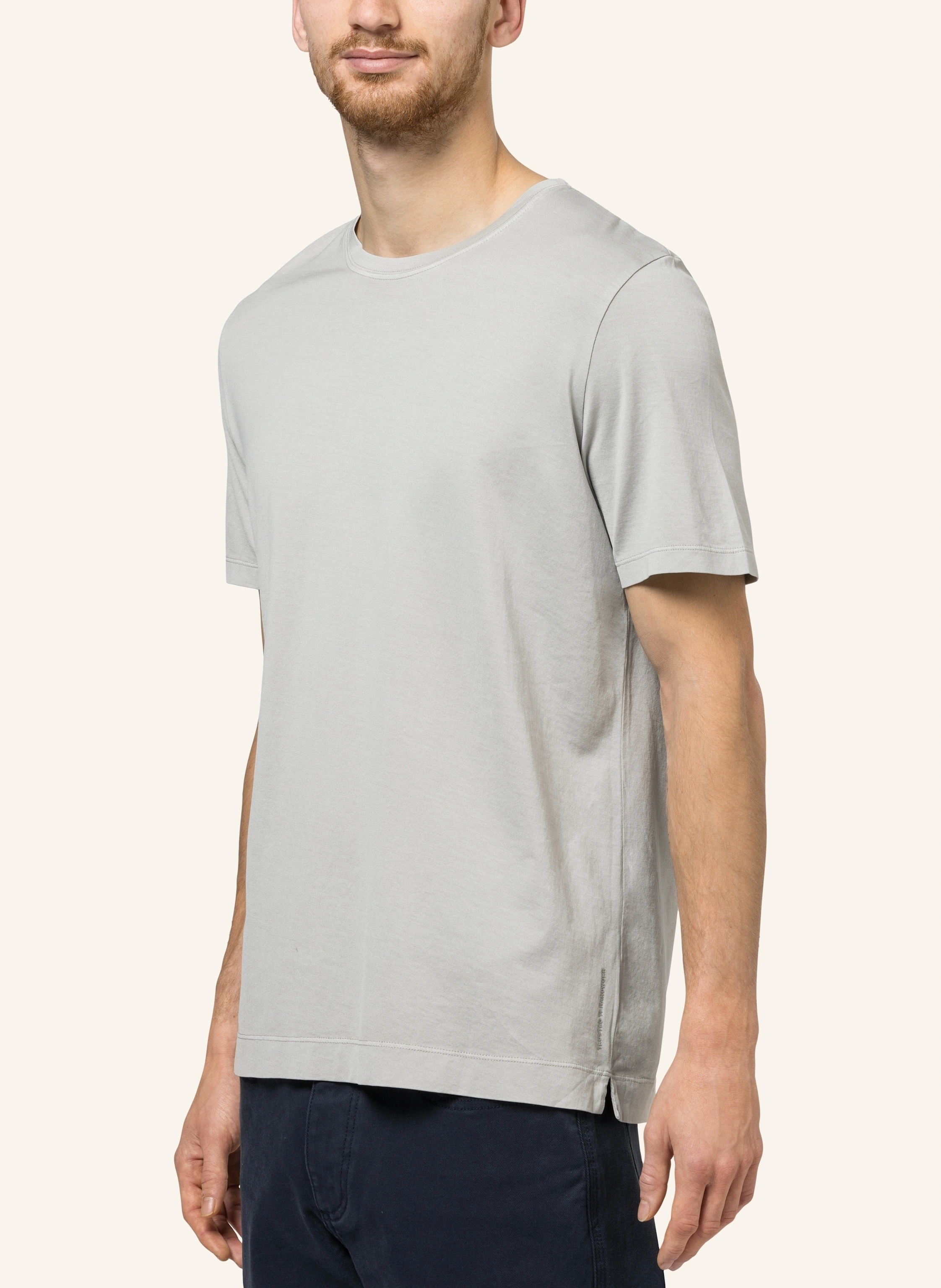 TRUSTED HANDWORK Round Neck 1/2-Sleeve T-Shirt