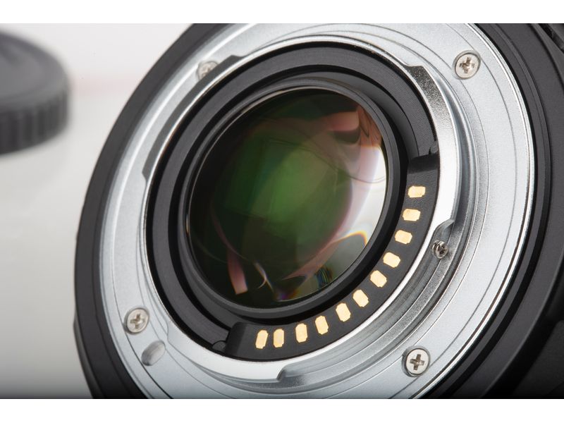 Viltrox Objektiv-Adapter EF-M2 II Kompakter Objektiv-Adapter für das MFT-Bajonett