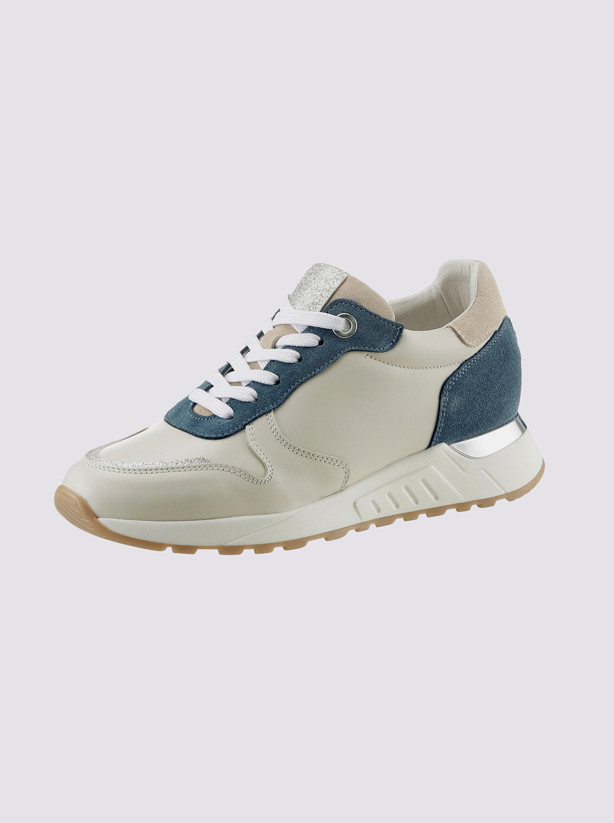 Sneaker