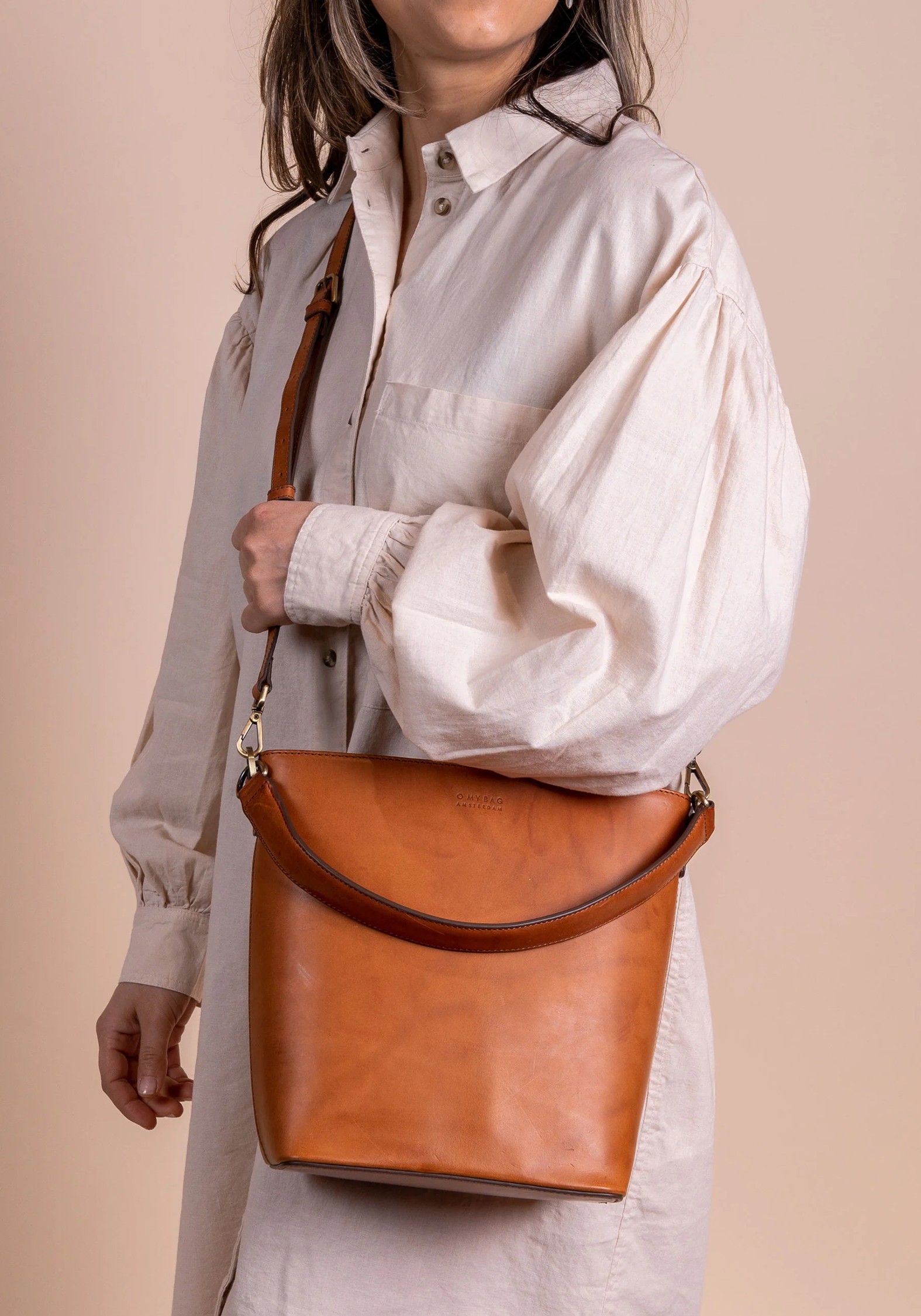 O My Bag Bucket Bag Bobbi Maxi Classic Leather Cognac