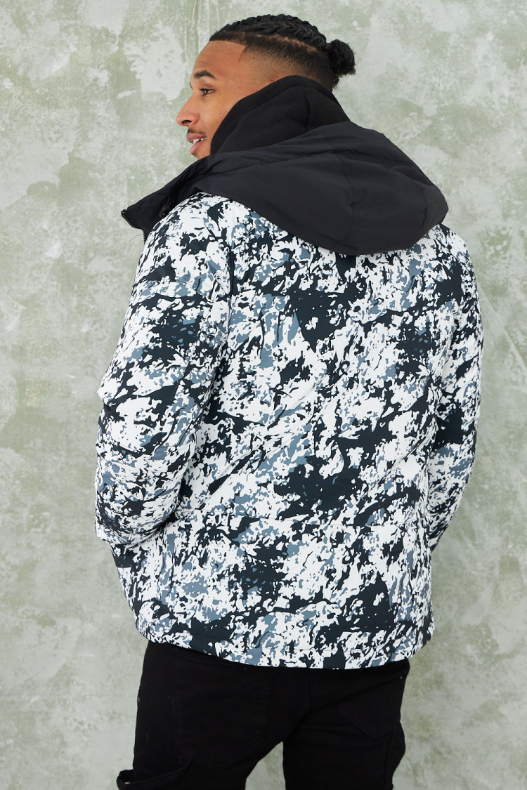 Parka noir camouflage à capuche