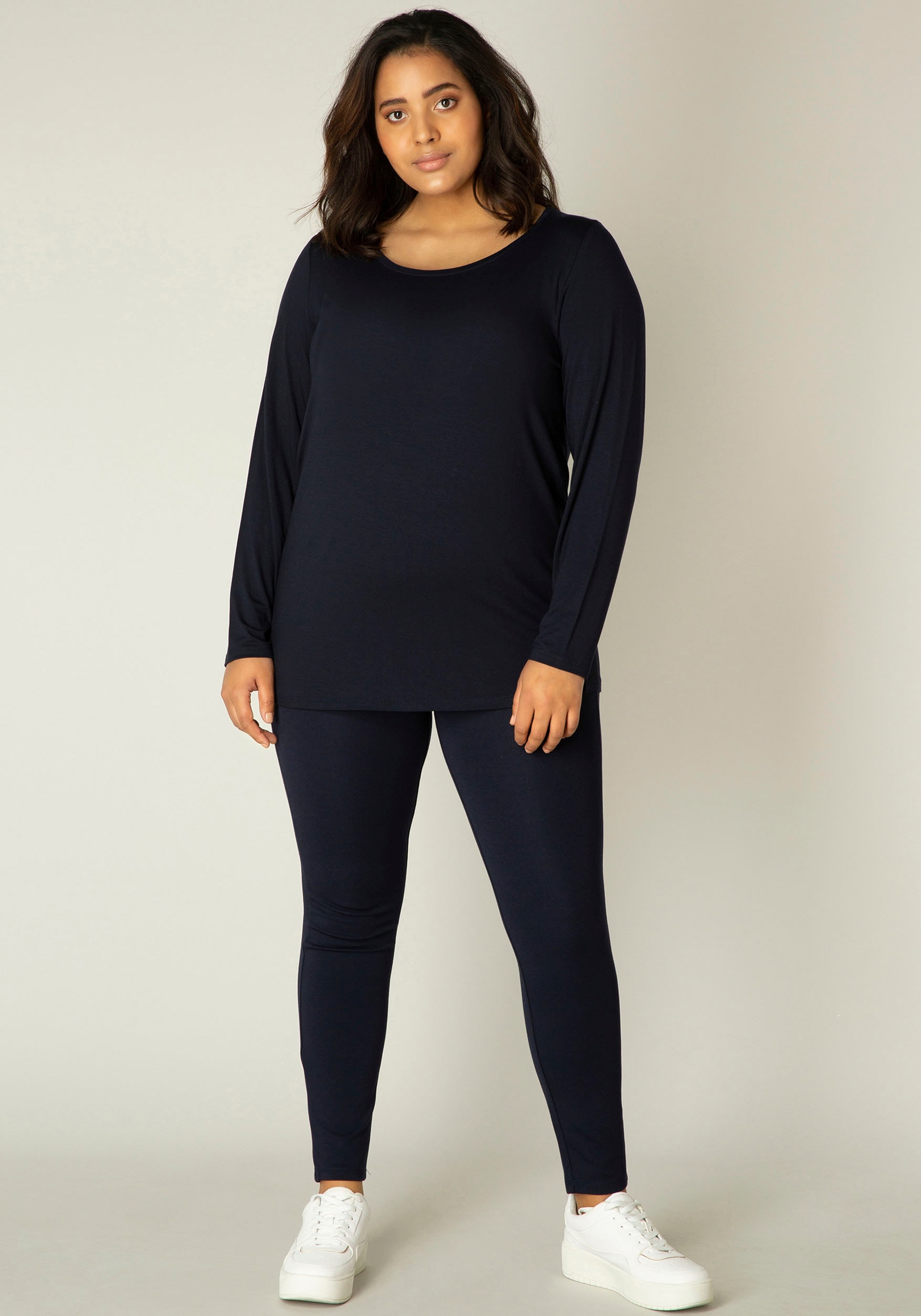 Base Level Curvy Langarmshirt , mit Rundhalsausschnitt