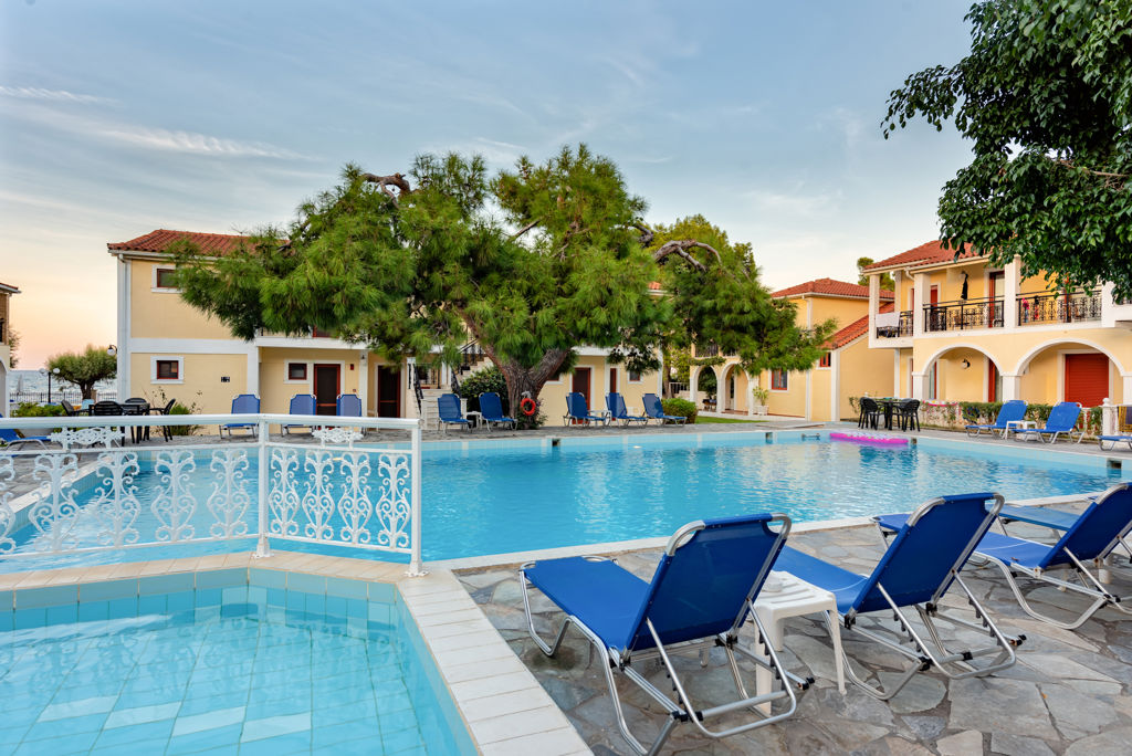 Iliessa Beach Hotel Logies en ontbijt - Hotel