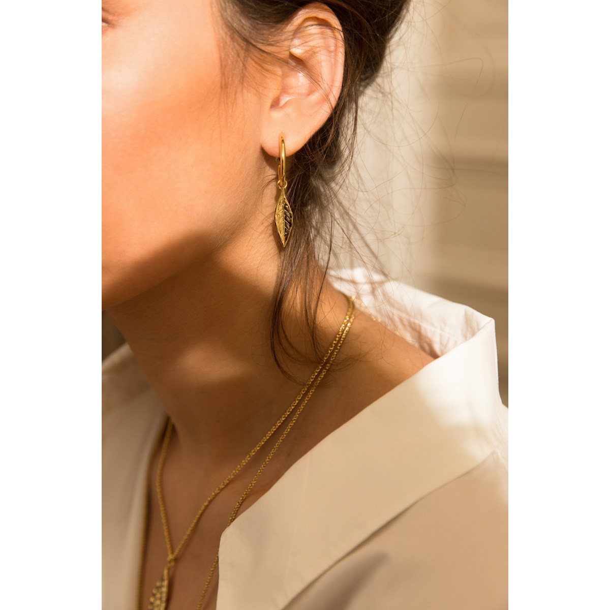 mini boucles d'oreilles créoles feuilles doré à l'or fin - THALIE