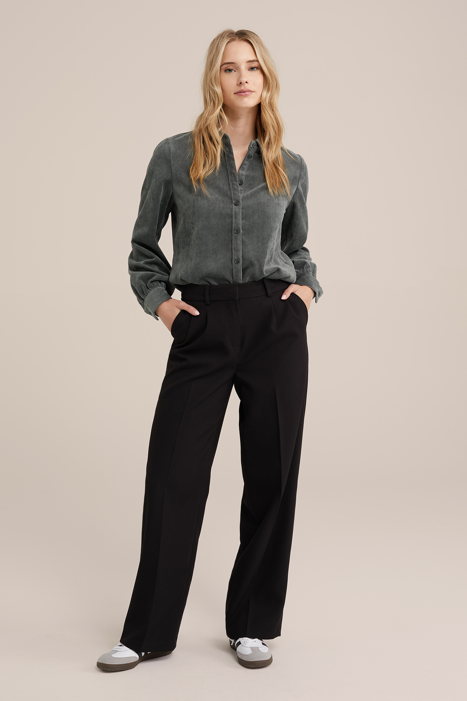 blouse van corduroy WE Fashion Donkergroen