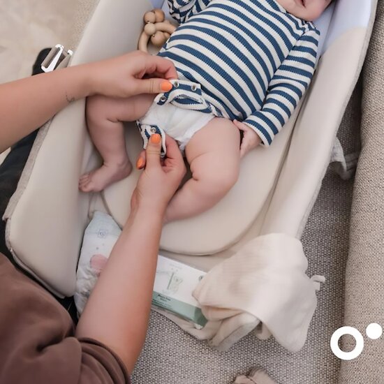 Couffin bébé Nest&Go doomoo   Sand        de               Babymoov