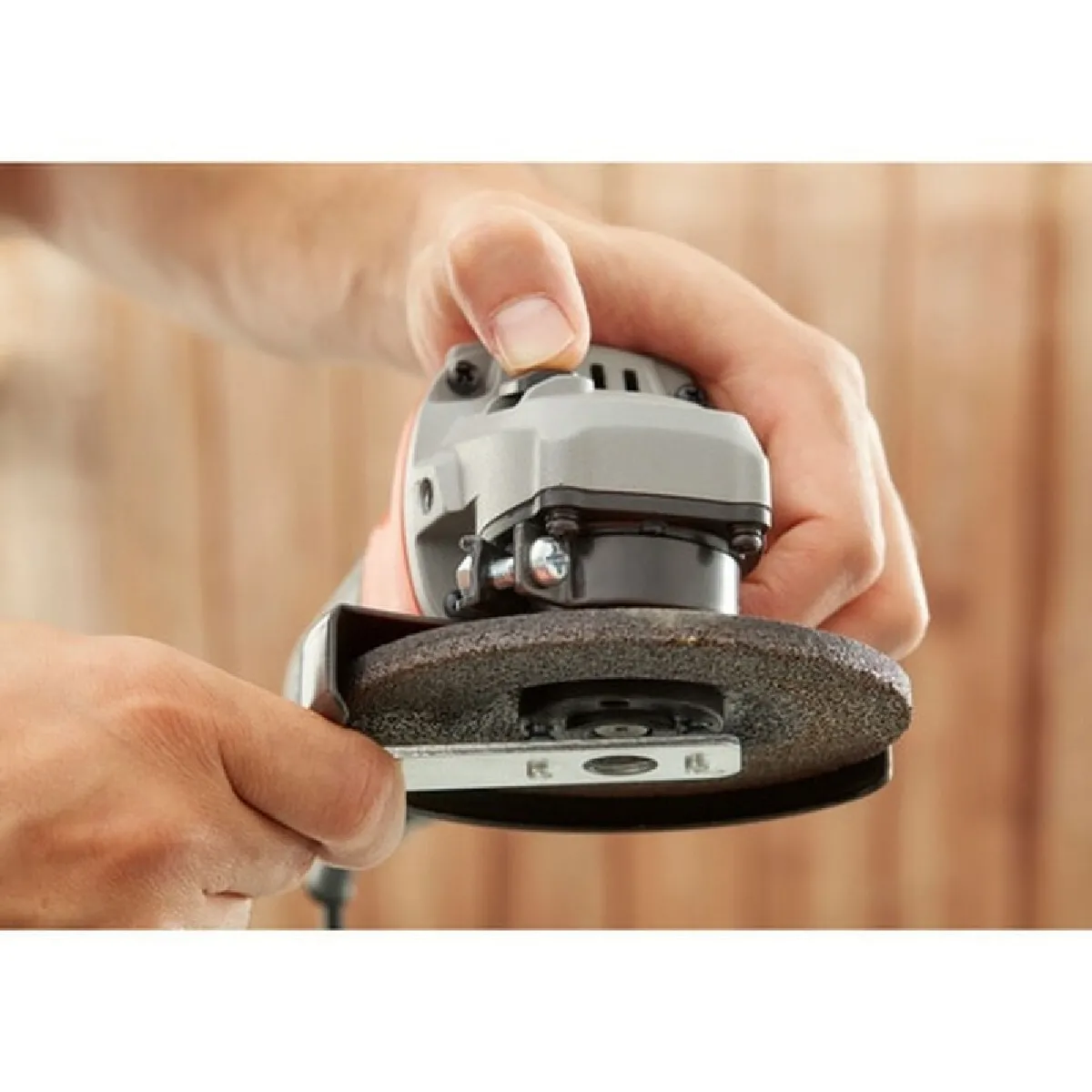 Black & Decker BEG010 710W