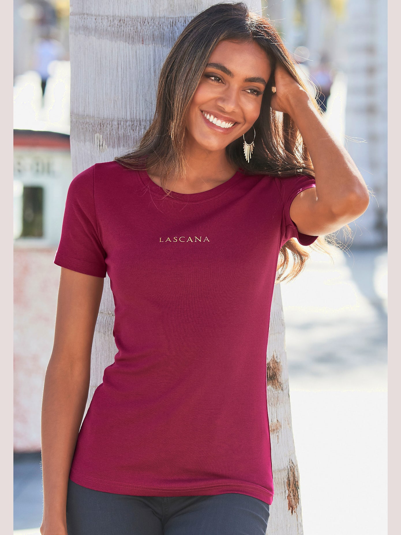 T-shirt logo lascana couleur or devant
