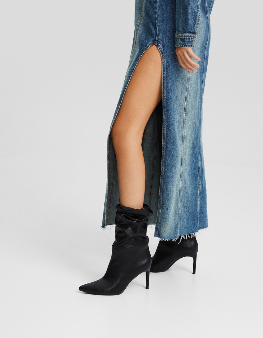 Vestido longo de jeans com botões