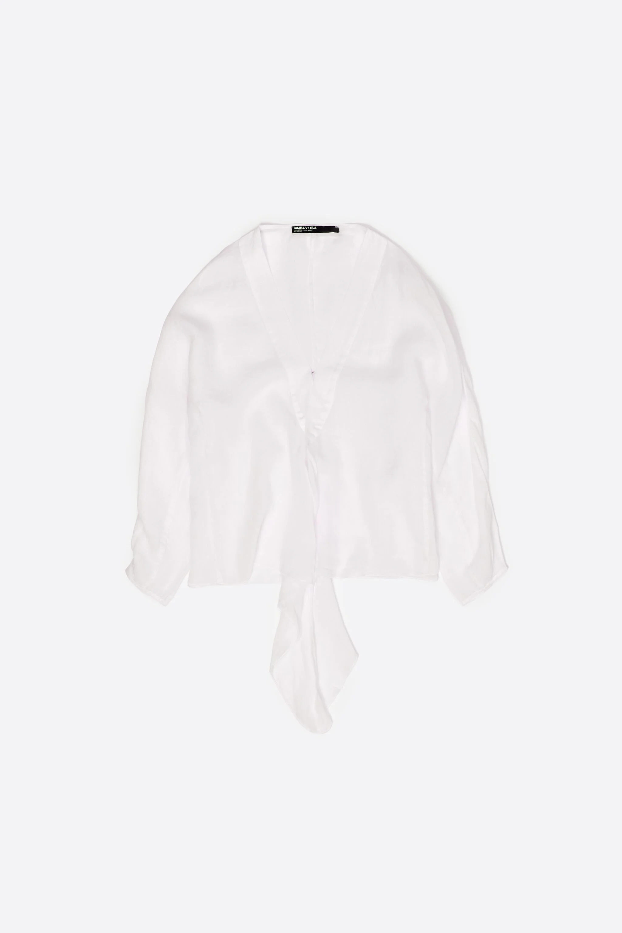 Camisa maxi branca de rami com laço