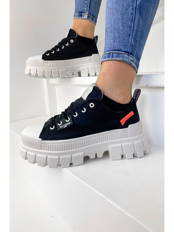 REVOLT LO TX Black/Marshmallow - Palladium