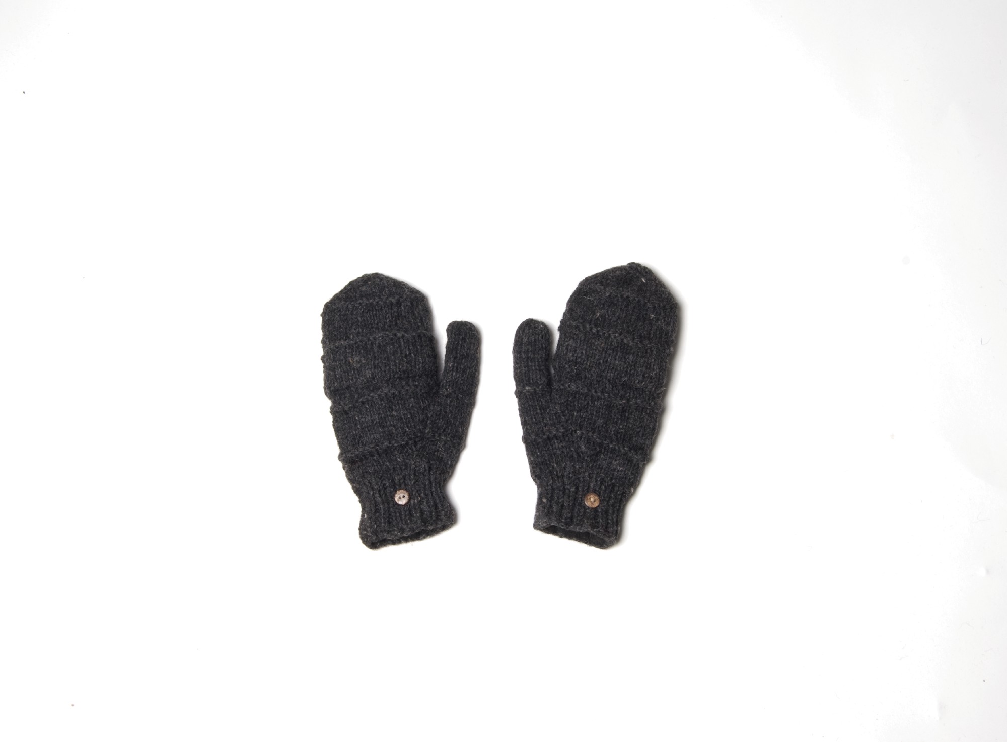 Handschuhe grau, handgestrickt in Nepal günstig bestellen