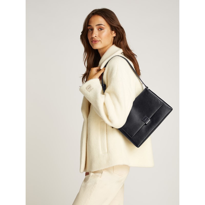 Calvin Klein<br>Skuldertaske Plaque