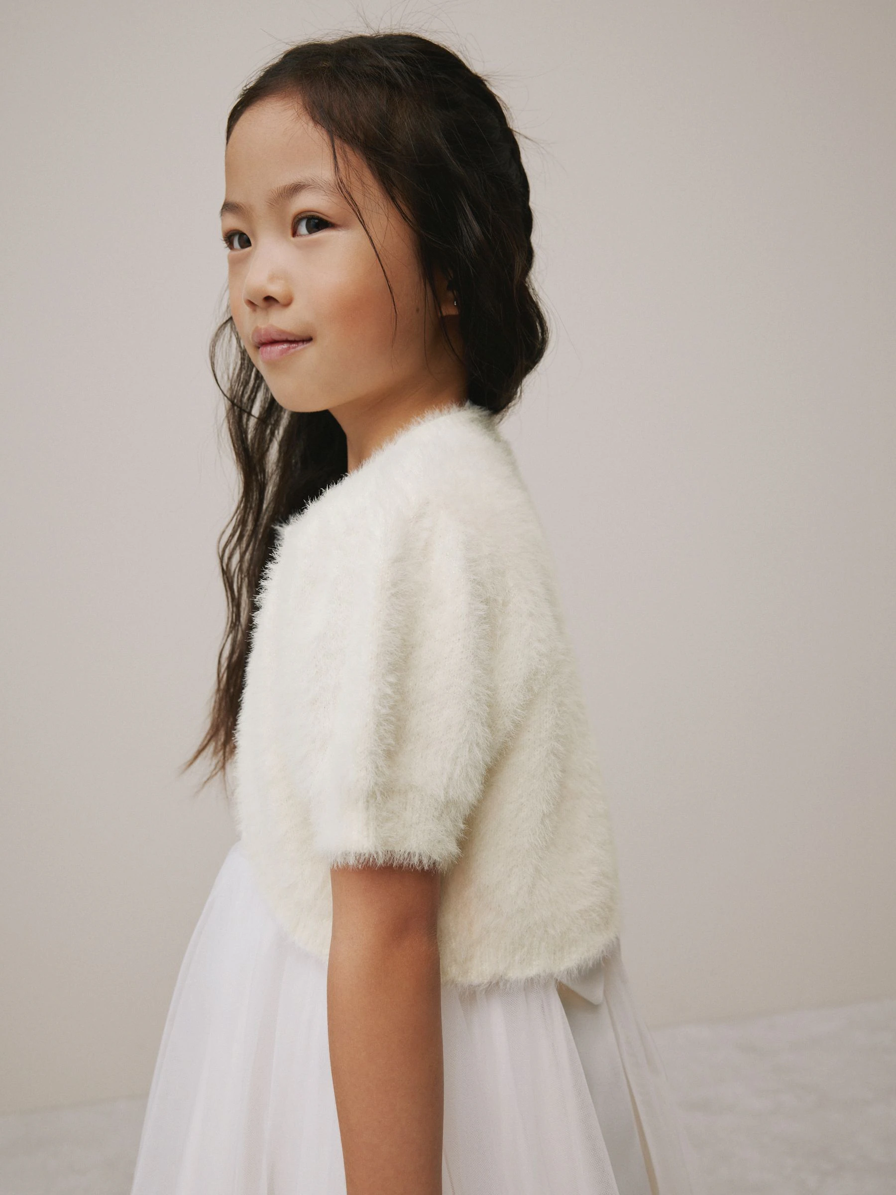 Ecru - Fluffy bolero met korte mouwen (12mnd-16jr)