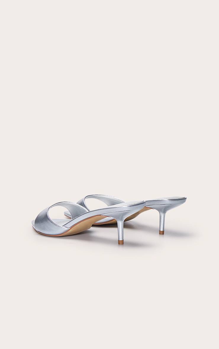 Argenté Mules À Talon Aiguille Bas Avec Bride Fine Et Bout Pointu En Satin