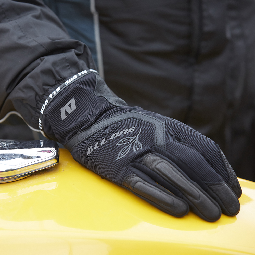All One - Gants Jasmin Noir