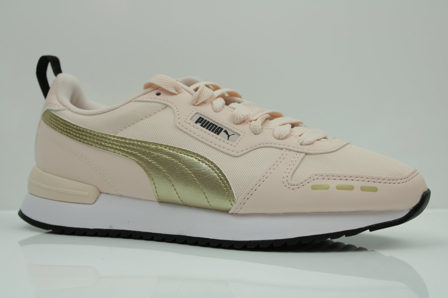 PUMA Sneaker
