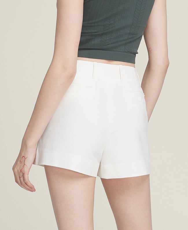 Pintuck Short