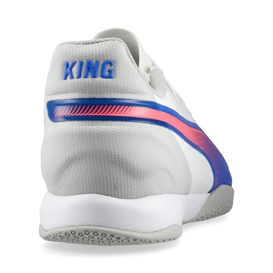 PUMA King Match IT Formula - Blanc/Bleu/Flat Light Gray