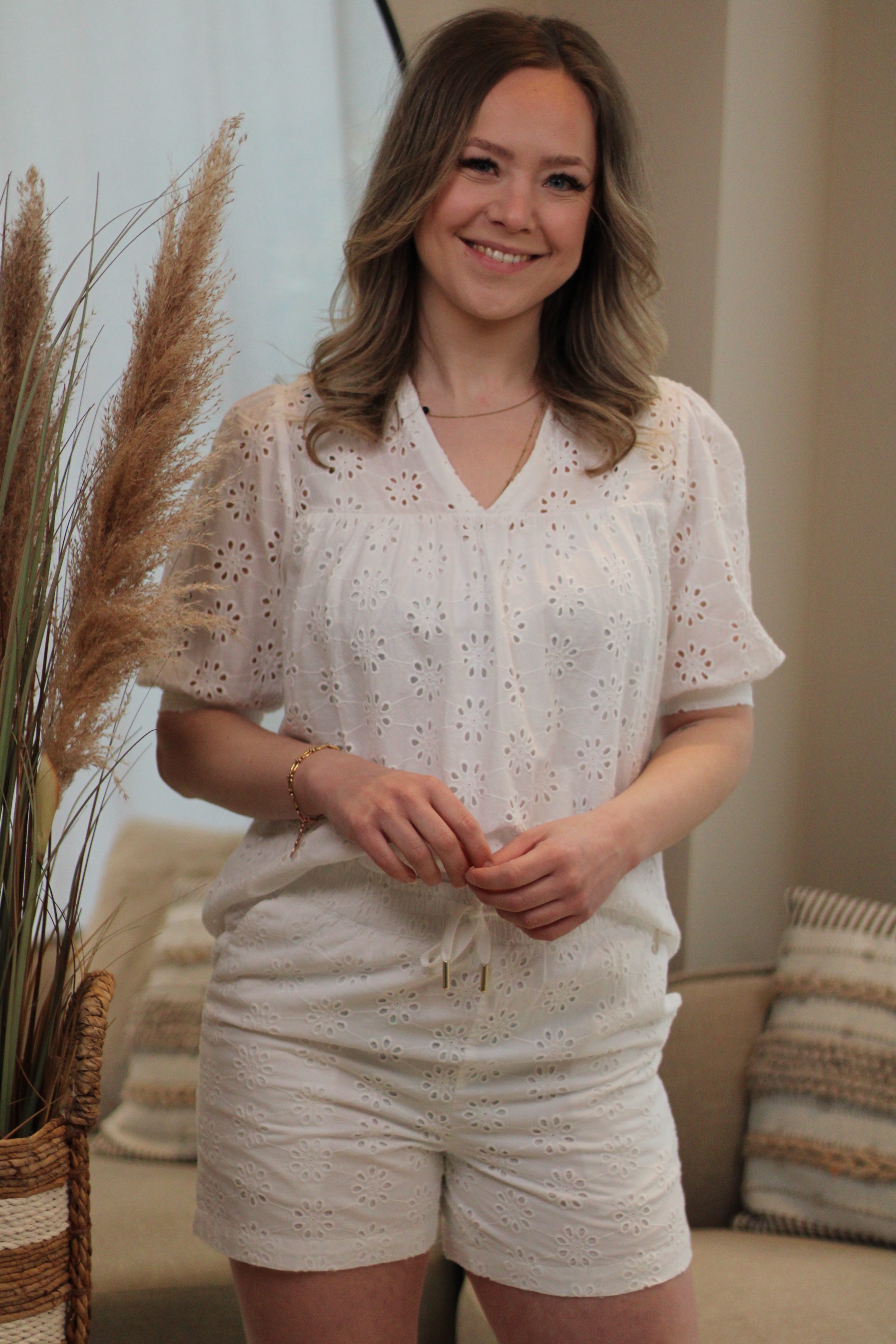 Rino & Pelle - Brave Short Sleeve Blouse With Embroidery - White