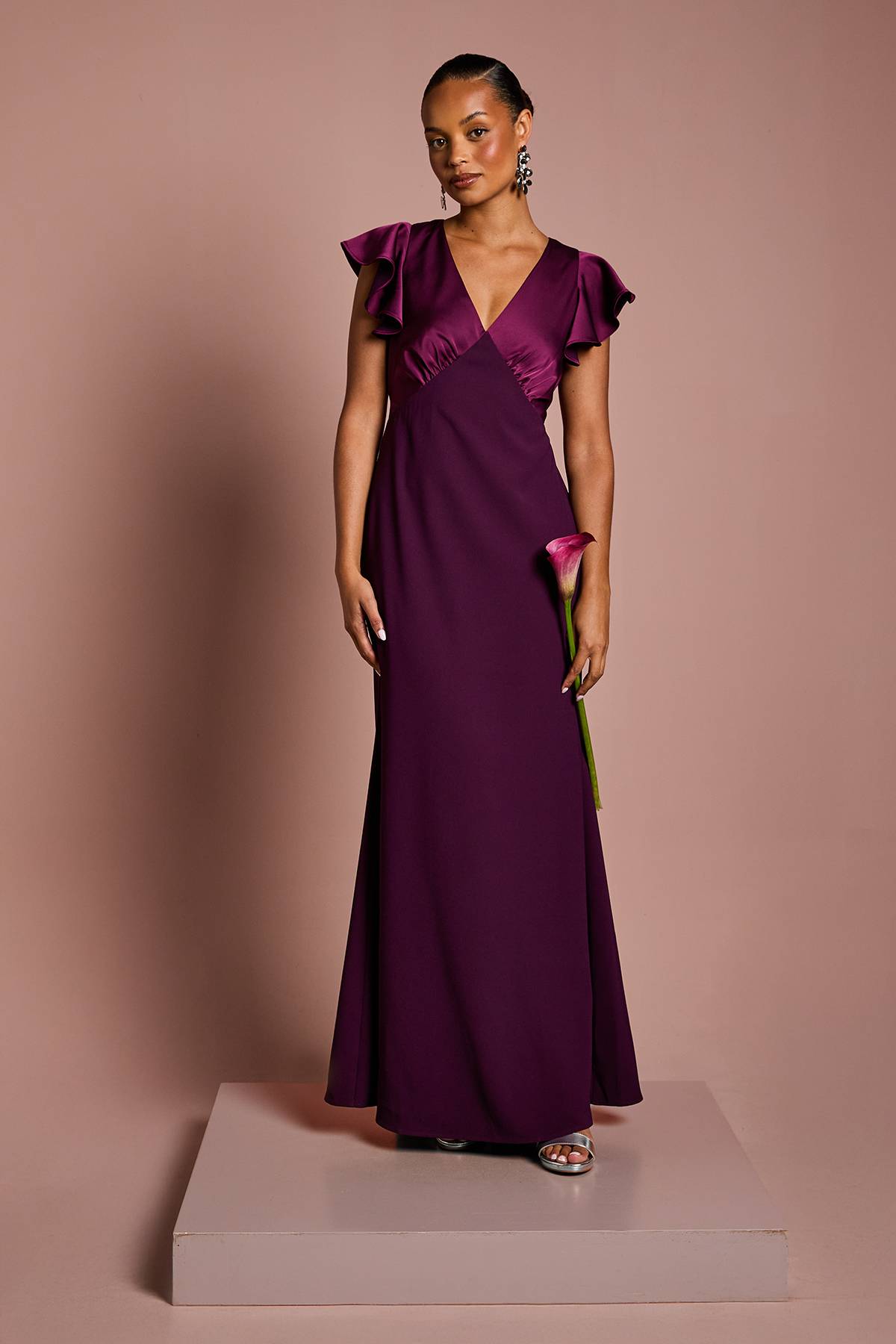 Coast Robe de Demoiselle d'Honneur Maxi Coast Honoured Petite Col V Manches Courtes Angel en Satin